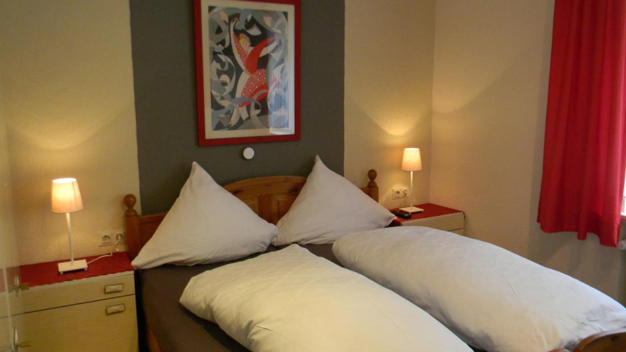 에디게르-엘러 Gastehaus Am Calmont B&B 외부 사진