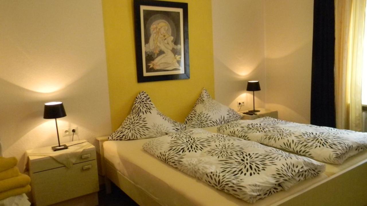 에디게르-엘러 Gastehaus Am Calmont B&B 외부 사진