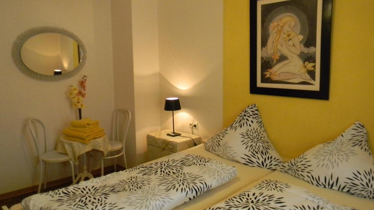 에디게르-엘러 Gastehaus Am Calmont B&B 외부 사진