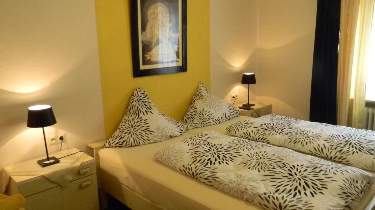 에디게르-엘러 Gastehaus Am Calmont B&B 외부 사진