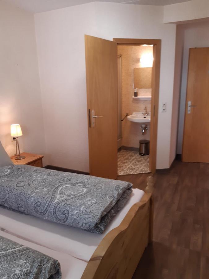 에디게르-엘러 Gastehaus Am Calmont B&B 외부 사진