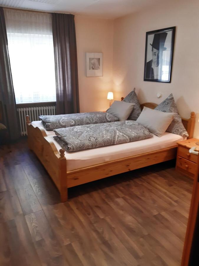 에디게르-엘러 Gastehaus Am Calmont B&B 외부 사진